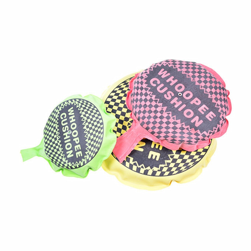 1Pc Willekeurige Kleur Grappige Whoopee Cushion Trick Fun Scheet Pad Kussen Jokes Knevels Pranks Maker Hallowmas Goederen April Fools speelgoed