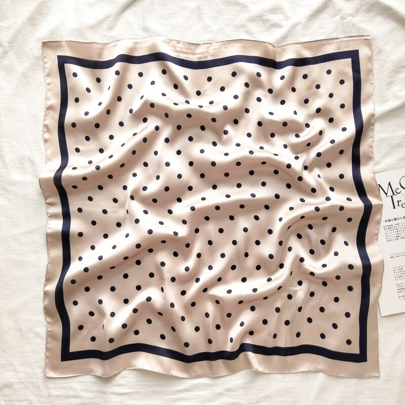 70 * 70ins Lente Zomer Sjaal Kleine Vierkante Sjaal Vrouwelijke Koreaanse Artistieke Decoratieve Polka Dot Vrouwen Halsdoek Sjaal: 10