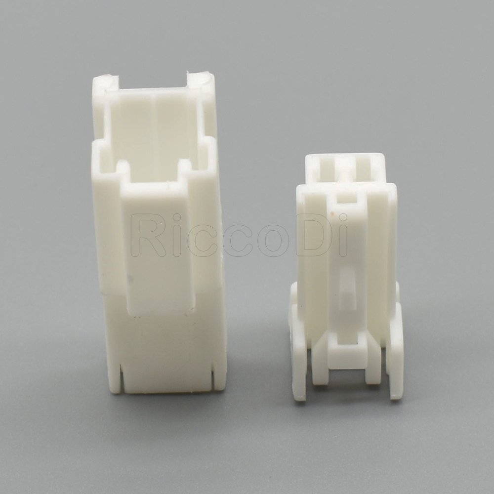 2 Pin 7123-8326 Electrical Plug Wiring Harness Connector Light Socket For Car AC Assembly
