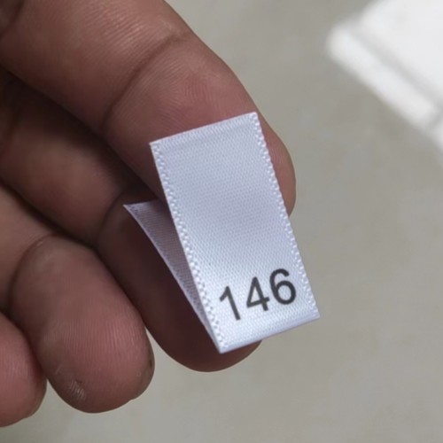 50 stks Satijn Maat Label voor baby 74 80 86 92 98 104 110 116 122 134 140 146 152 158 164 170 Print Sizing Labels: Black