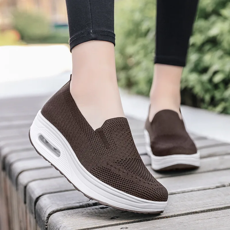 Primavera otoño zapatos oscilantes de mujer mocasines de malla para mujer plataformas planas zapatos de mujer cuñas zapatos de mujer zapatillas de deporte con aumento de altura