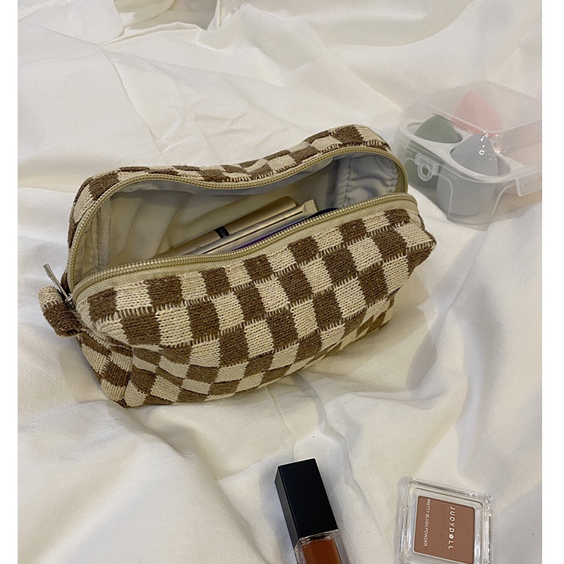Checkerboard Storage Bag Pouch Basic Retro Check Patterns Pencil Bag Pen Case for Travel Stationery Office School A6933: Brown