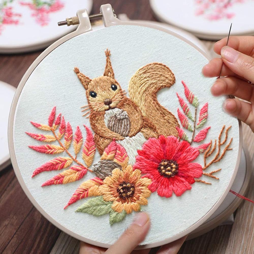 DIY Embroidery kit Handwork Needlework for Beginner Cross Stitch Embroidery With Flowers Animals Pattern English Instructions
