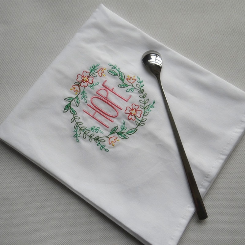 Broderie dîner tissu serviette coton Style linge de Table avec broderie de fleurs, vaisselle de cuisine torchon pour fête de mariage Bi