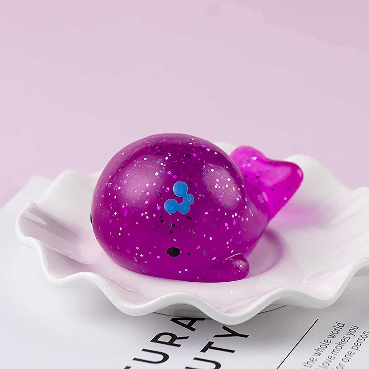 Boule de poudre anti-Stress pour enfants, grand jouet à paillettes spongieux Mochi Squishy Fidget sensoriel, Kawaii: Purple Whale