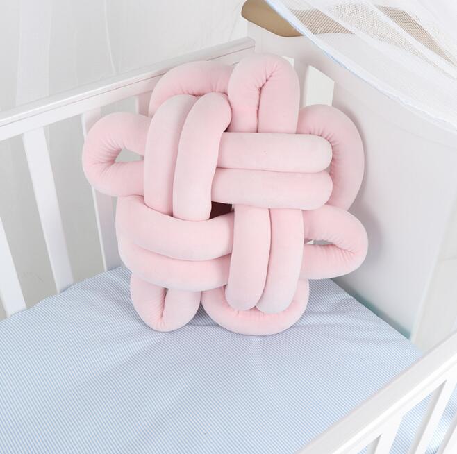 Almohada para abrazar recién nacido, cojín de cuna con nudo para bebé, parachoques tejido, almohada de protección para niños pequeños, decoración de la habitación: YYJ014A