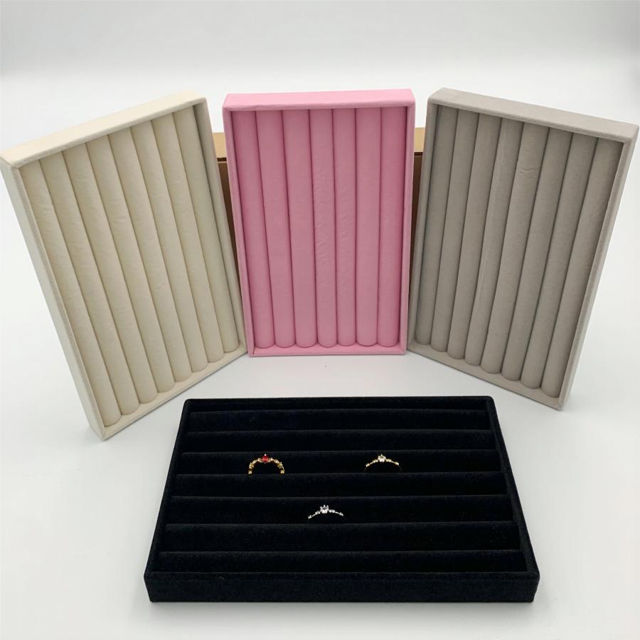 Fluwelen sieradendisplay Stapelbaar Prachtige sieradenhouder Draagbare ring Oorbellen Ketting Organizer Box Seguridad