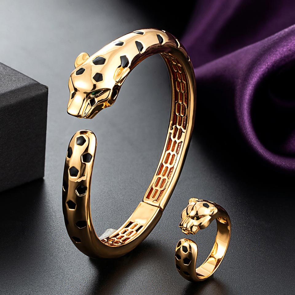 Zlxgirl Statement Punk Black Spots Leopard bangle with Ring set Animal Panther bracelet for Women Party free ship: gold white / 8