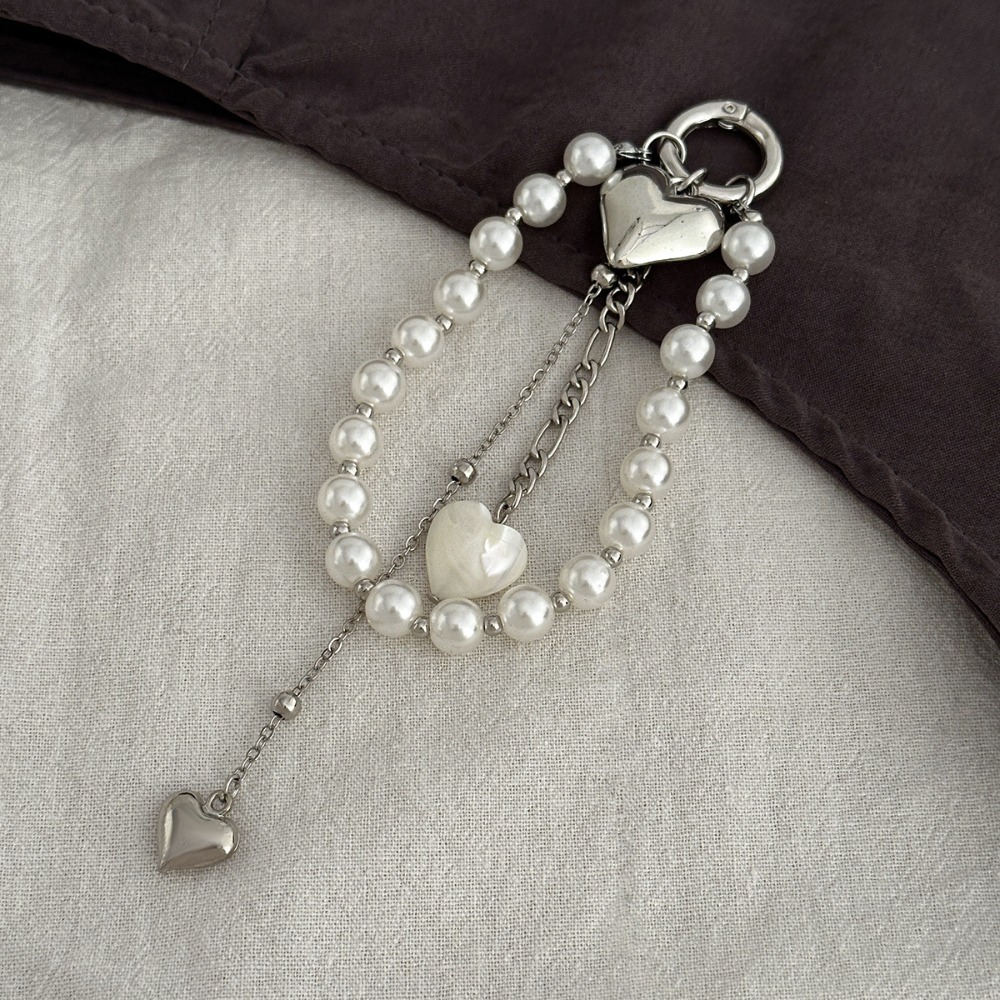 Moda metal pérola frisado chaveiro pêssego coração forma borla decoração saco de contas corrente pingente jóias saco acessórios: BRANCO