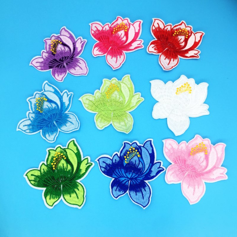 1 stk lotusblomst broderede strygemærker til tøj gør-det-selv-striber tøj patchwork-klistermærke brugerdefinerede blomster applikationsmærke