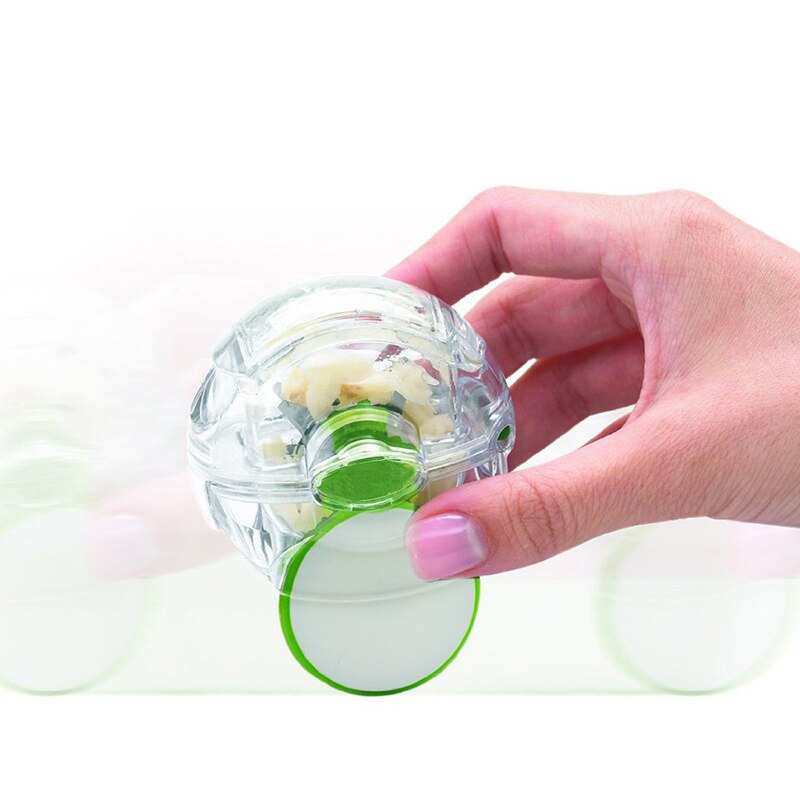 QuickDone1PCS Roller Knoflook Slijpen Chopper Crusher Rasp Multi-Functionele Met Wielen Mini Koken Gereedschap AKC5096