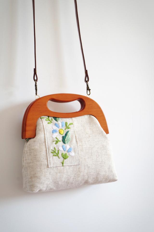 Angelatracy Borduurwerk Handtas Vrouwen Handgemaakte Tote Bloemen Boekentassen Kamille Koreaanse Bloemen Tassen Vintage Houten Schoudertas
