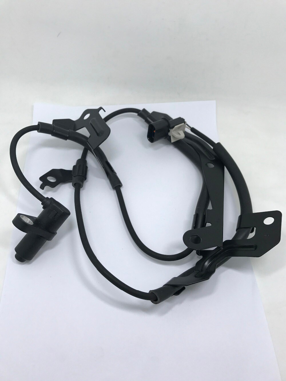 Przednia prawa koło czujnika ABS prędkość MN102574 dla Mitsubishi L200 Triton Pajero Montero sport pretendent szogun