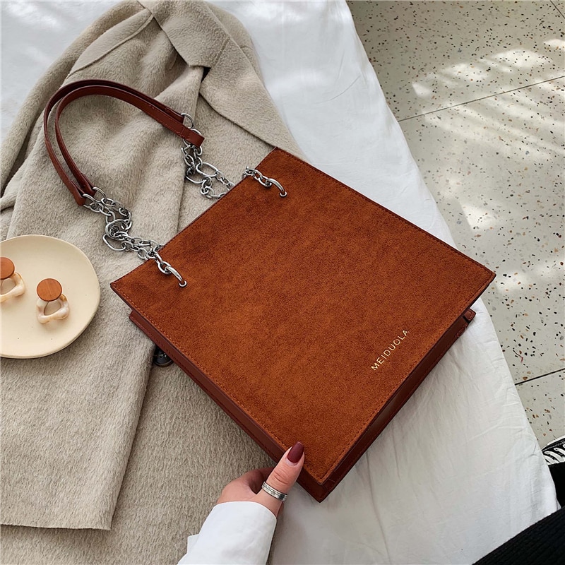 Vintage femme grand sac fourre-tout nouvelle en cuir mat femmes sac à main de créateur grande capacité chaîne sacs à bandoulière