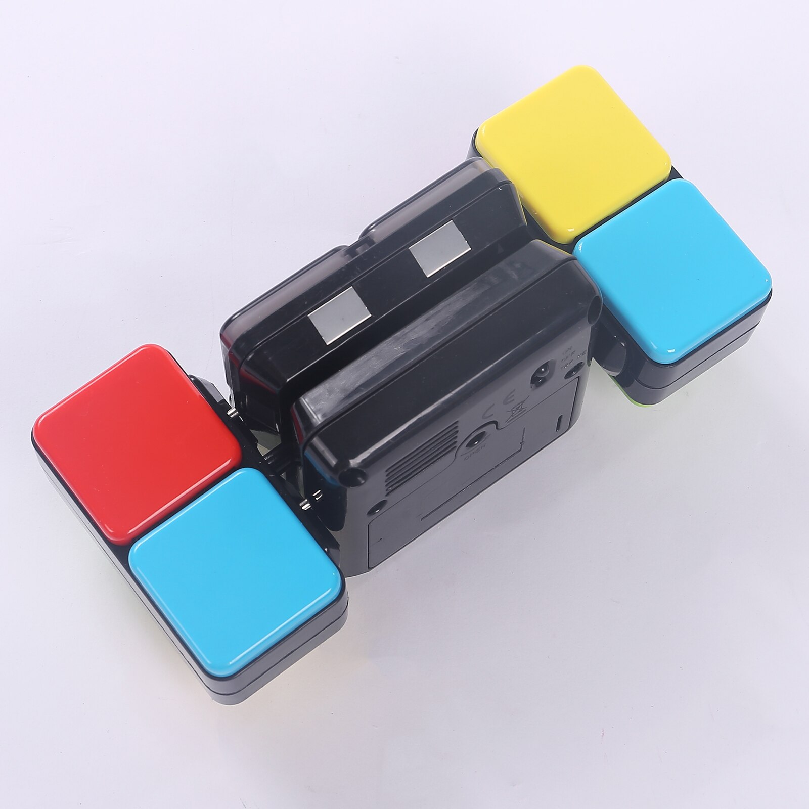 Giocattoli elettrici musicali in plastica multicolore con luci e musica, giocattoli cubi musicali leggeri per bambini e adulti