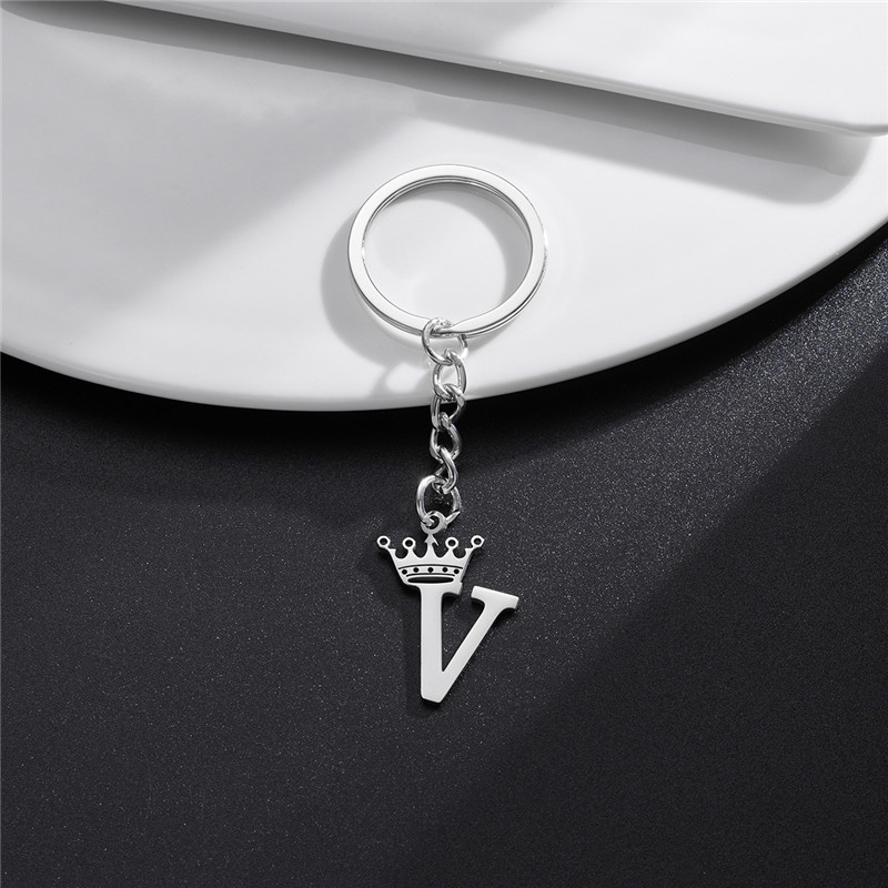 Llaveros con colgante de letras de A-Z de acero inoxidable con corona DIY única para hombres y mujeres, llavero de 26 alfabeto para coche, llaveros de joyería con nombre,: Multicolor
