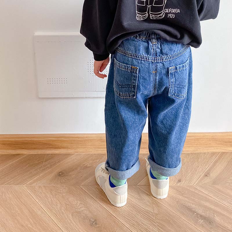 Calça jeans meninos e meninas das crianças 2020 nova queda versátil estrangeiros estilo reto calças desgaste do bebê casual wear moda 3-33 à venda