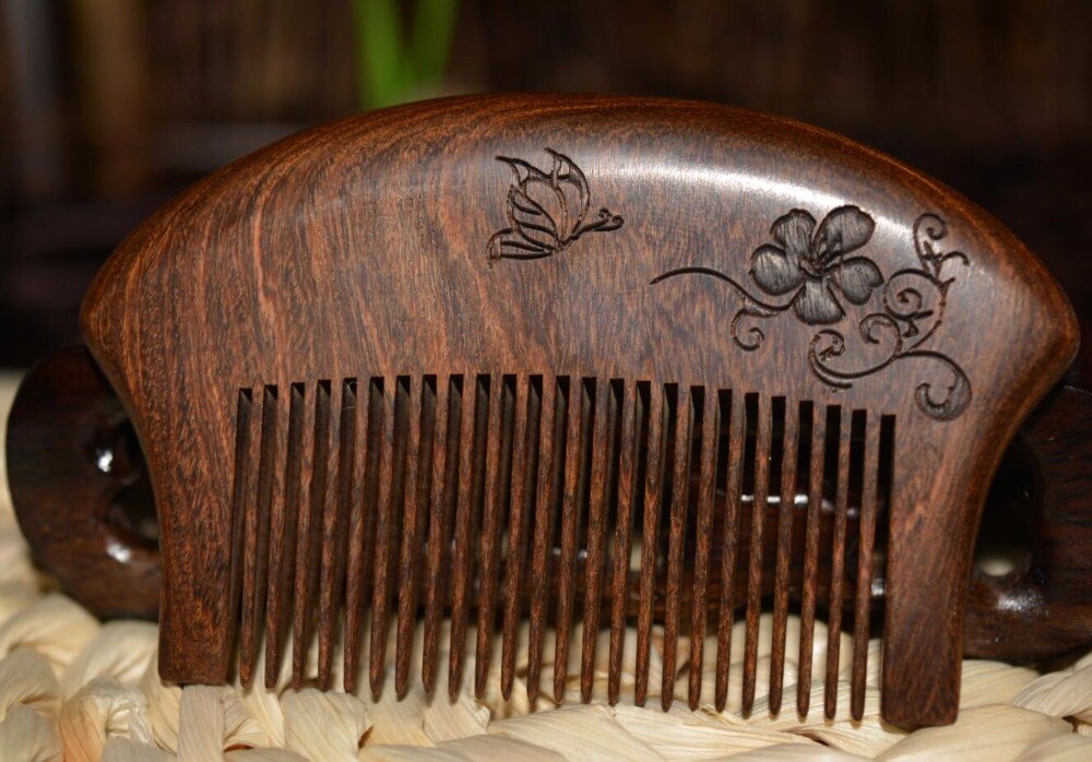 Peigne En Bois De Rose Artisanal De Madagascar - Fait Main, Idéal Pour Démêler Les Cheveux