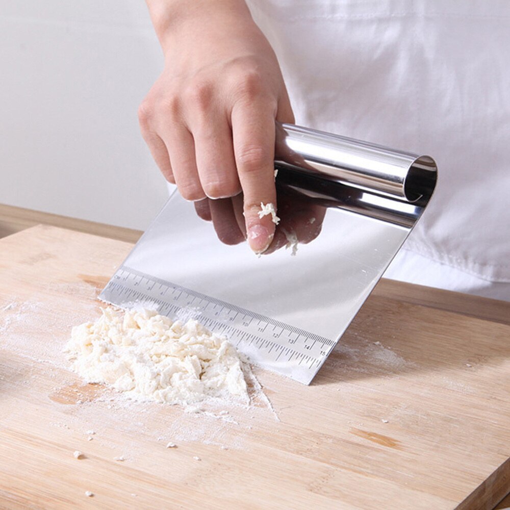 4Pcs Kitchen Baking Scrapers Stainless Steel Cutters Dough Scrapers with Scale