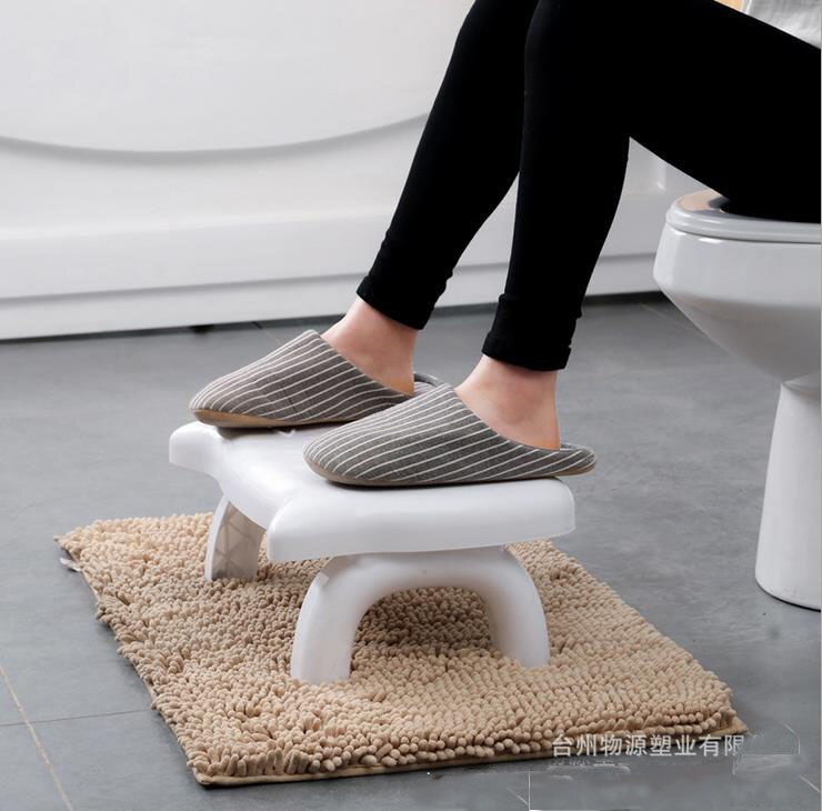 Multi-Function Folding Toilet Stool Plastic Bathroom Step Stool Practical Squat Tool Children and Pregnant Women