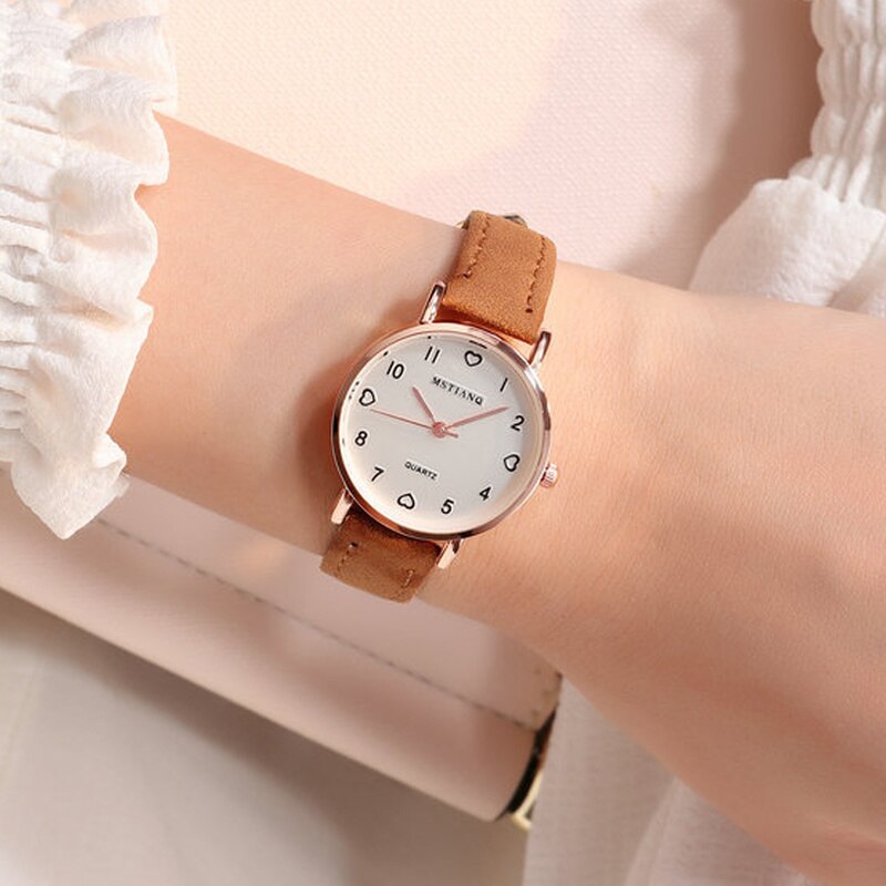 Eenvoudige Vintage Retro Dames Kleine Wijzerplaat Horloge Zoete Lederen Band Horloge Outdoor Sport Polshorloge Horloges Voor Vrouwen