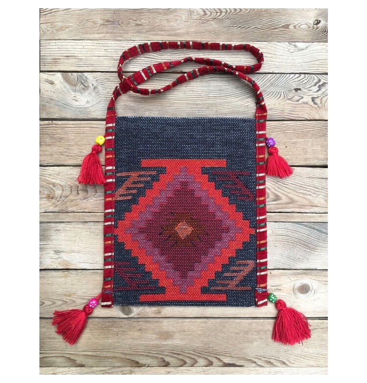 Türkische Teppich Tasche Türkischer Schmuck Damentasche Hochwertige türkische Accessoires Anatolische Motiv Einzigartiges spezielles Damen Handtaschen Hergestellt in der Türkei Antike edle handgemachte türkisch