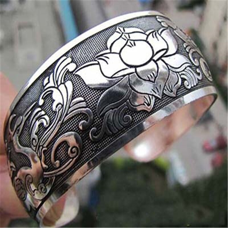 Brazalete tibetano Vintage tallado, pulsera ancha abierta, joyería Bohemia antigua para mujeres y hombres, Retro,