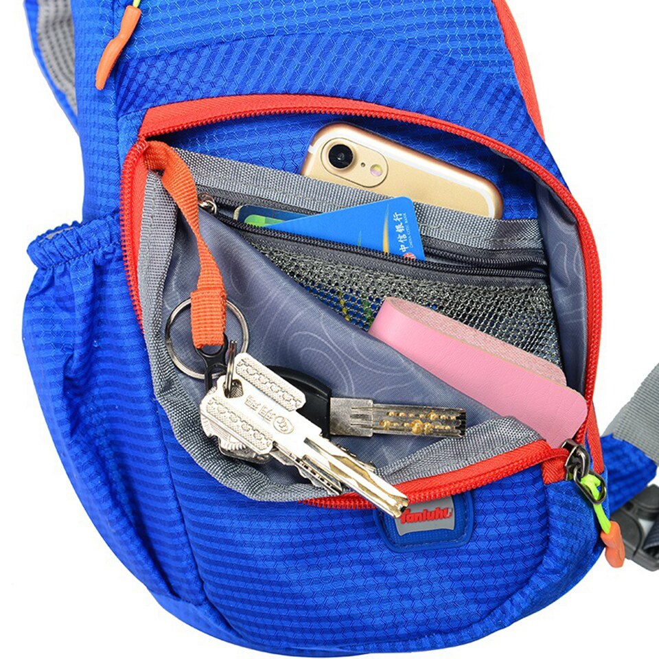 TANLUHU 1Pcs Sport Shoulder Bags USB Charging Crossbody Bags Men Anti Theft Chest Bag School Summer Short Trip Messengers Bag