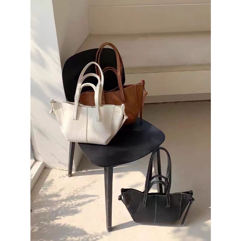 Handheld tote bag with large capacity, trendy and fashionable women's bag, niche and high-end single shoulder bag