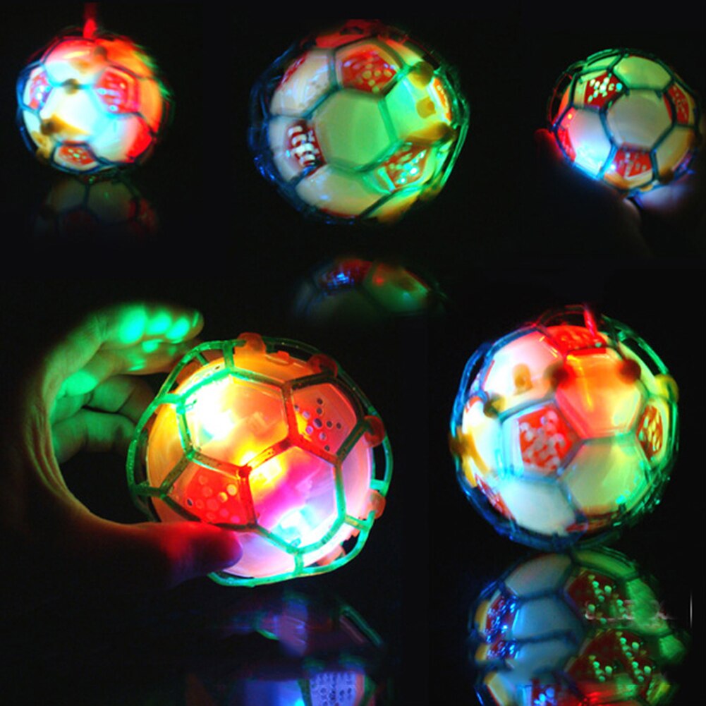 2020 nuovo LED salto Joggle Sound Ball danza musica giocattoli da calcio lampeggiante elettrico che rimbalza calcio per bambini palla