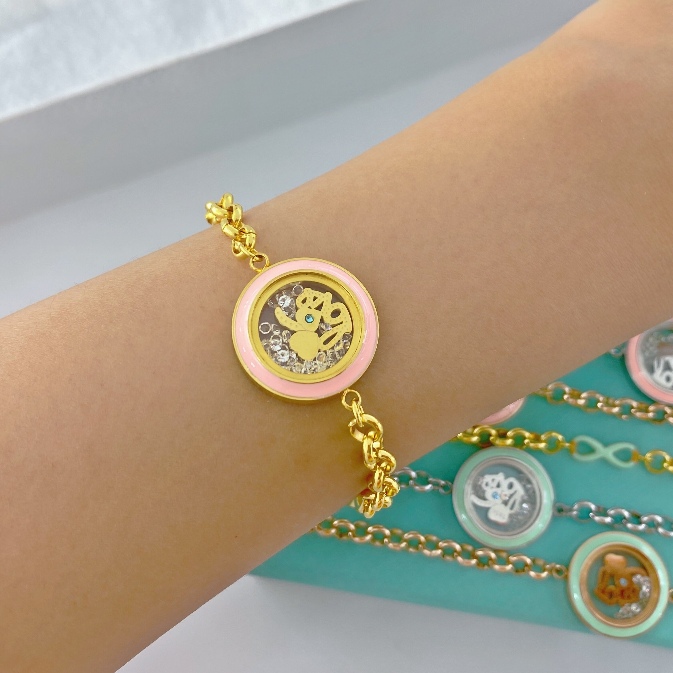 Gouden hartvormige liefdesarmbanden en armbanden voor vrouwen met eenvoudige schakelketting en pulseras-sieraden voor meisjesfeestjes