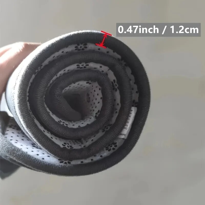 Thickened absorbent laundry room floor mat flannel quick-drying non-slip foot mat thickened long strip kitchen mat bathroom mat