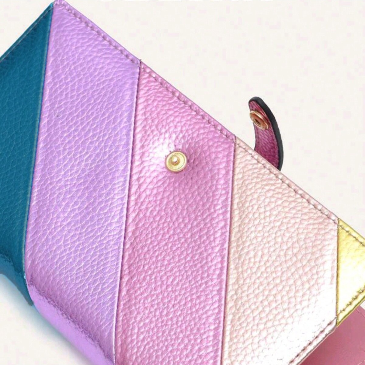 Fashionable style colorful ladies high-end striped avant-garde dinner wallet clutch