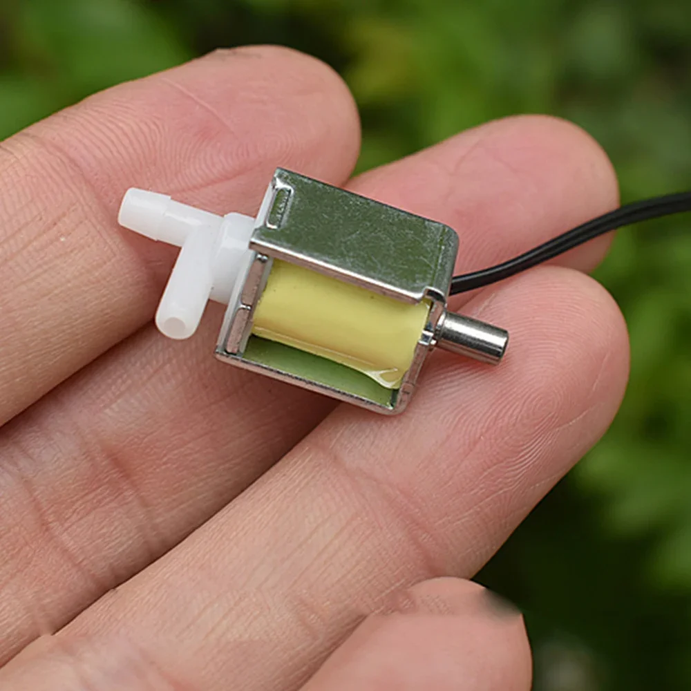 Mikro magnetventil 2-polig 3-Wege Gleichstrom 5V 6V 1,5 W Mini 10mm elektro magnetisches Ventil elektrisch gesteuerter Luft ventilsc halter