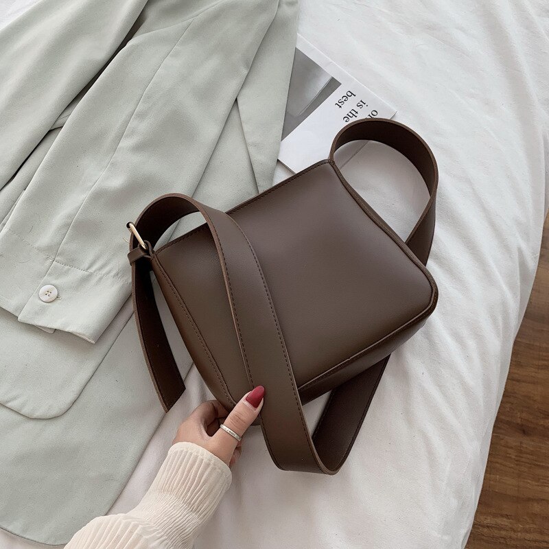 Koreaanse Chic Trendy Schoudertassen Voor Vrouwen Eenvoudige Ol Forens Messenger Crossbody Flap Bag Dames Ins Handtas: Dark Brown