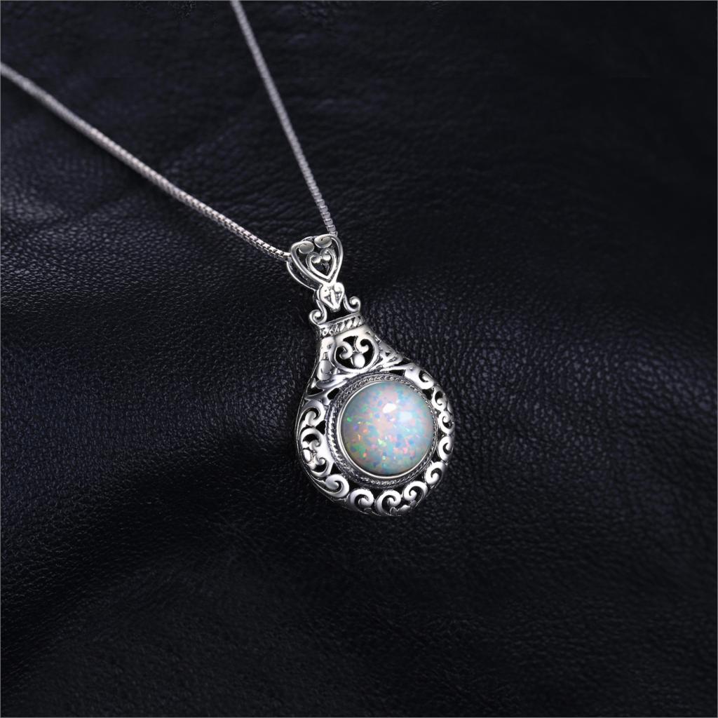 JewelryPalace Cabochon rotondo Vintage da 2,5 ct creato opale intagliato collana con ciondolo a cuore gioielli in argento Sterling 925 senza catena