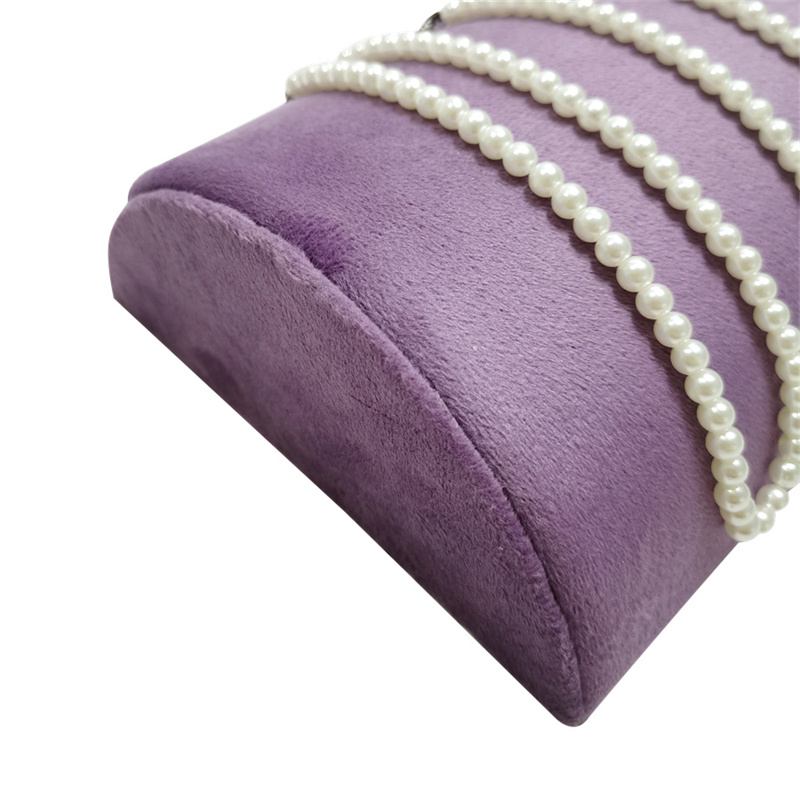 Zachte fluwelen armbandhouder, halfronde sieradenhouder, sieradenorganizer voor thuis, winkel, toonbank, fotografie en tentoonstelling.