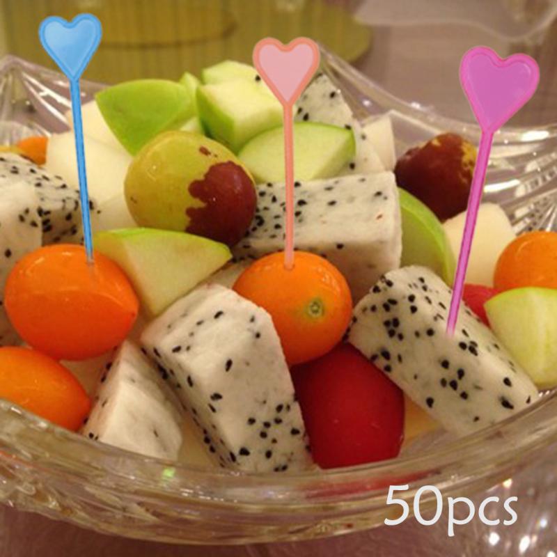 50 stuks Wegwerp Vorken Stok Plastic Liefde Hart Voedsel Picks Pijl Dessert Fruit Vorken Keuken Bento Accessoires Bento Picks