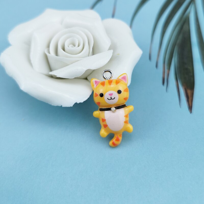 20 teile/paket Kawaii Katze Reize Anhänger für Schmuck Machen Ebene Harz Charme Jewlery Erkenntnisse DIY Handwerk F917: 1