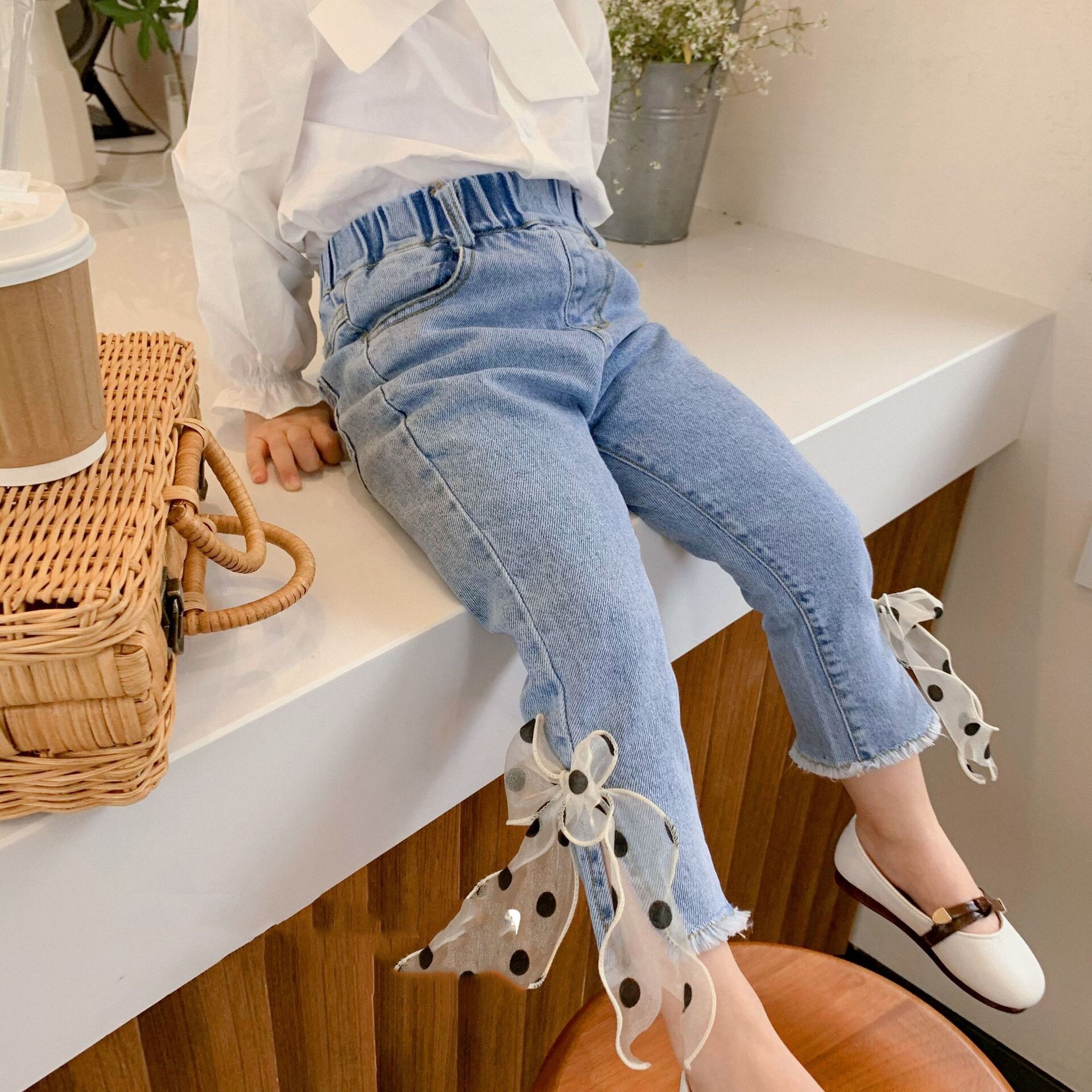 Primavera 2021 nuove ragazze Jeans con fiocco dolce pantaloni Casual per bambini in stile coreano neonate pantaloni Slim in Denim All-match