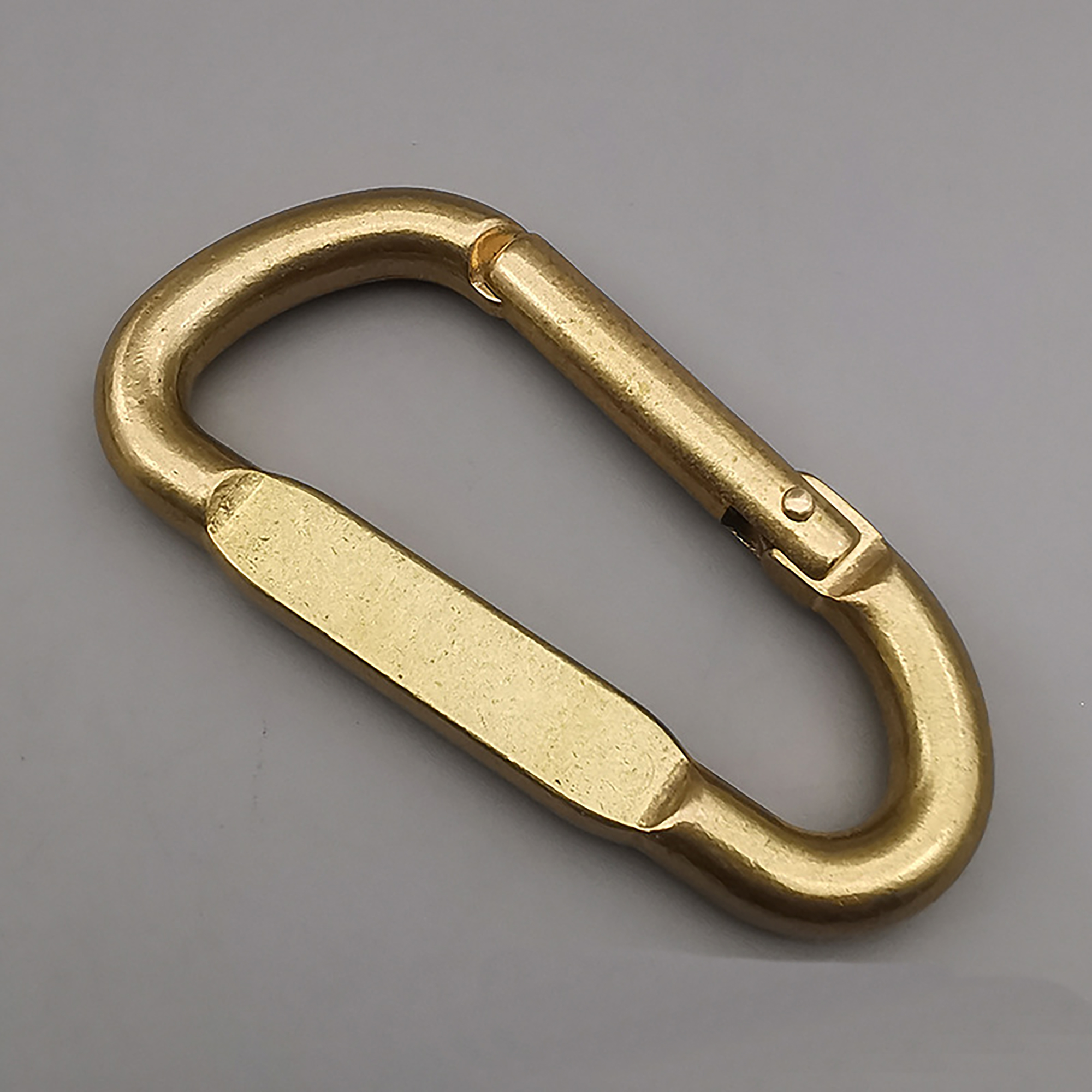 Extra grote 3 inch massief messing eenvoudige D ovale veerbelasting snap karabijnhaak sleutelhangers haken clip portemonnee schouderriem EDC FOB auto