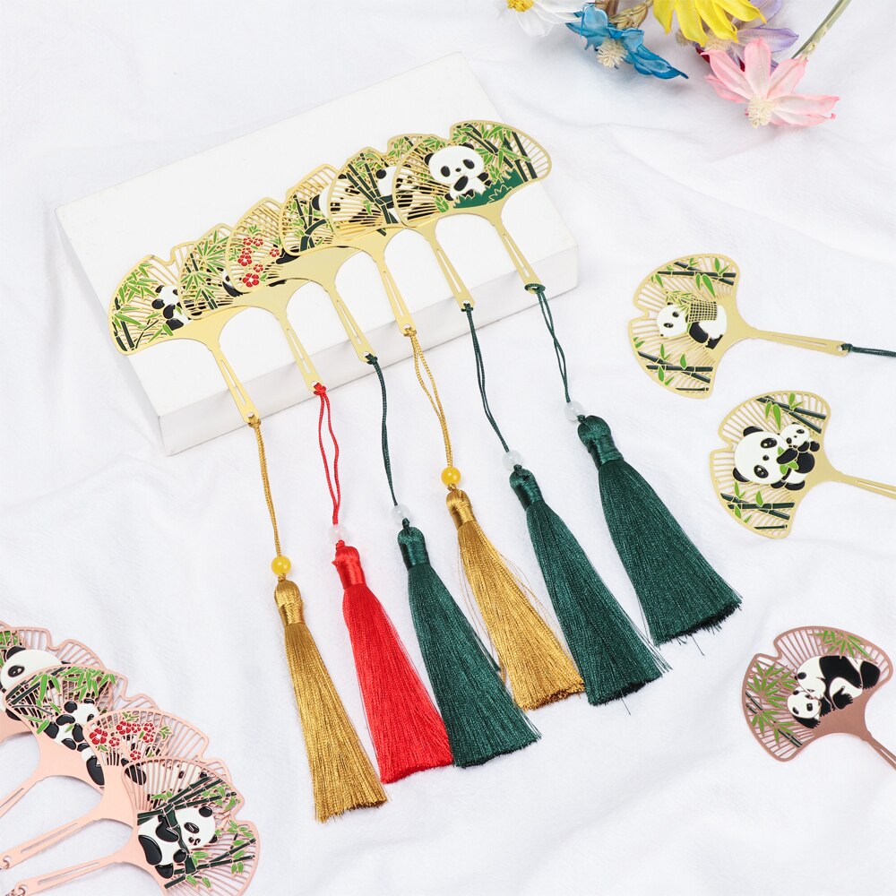 Metal Bookmarks Literature Art Brass Leaf Bookmarks Teacher Stationery Clip Hollow Book Holder Office Students Supplies