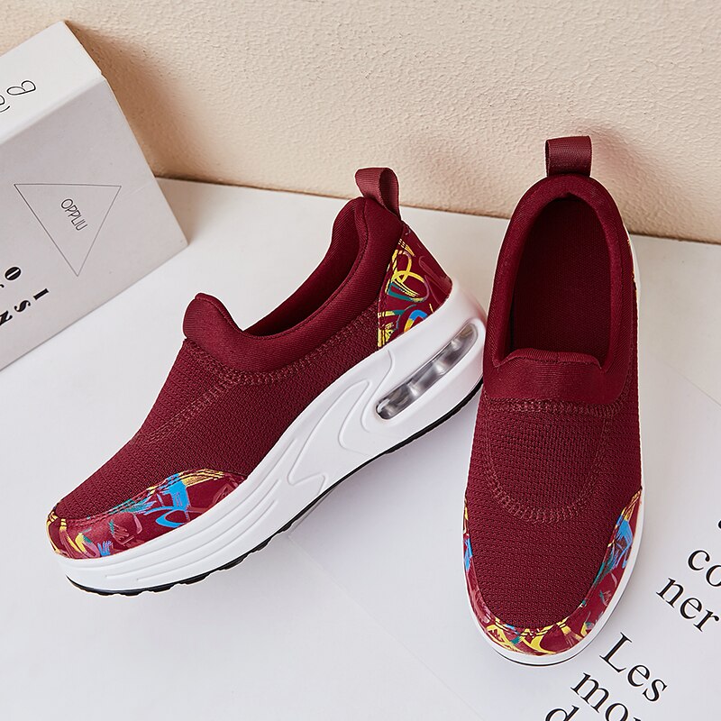 Kvinner casual shake sko lette slip on wedge platform joggesko kvinner pustende sommer minika swing sko scarpe dimagranti