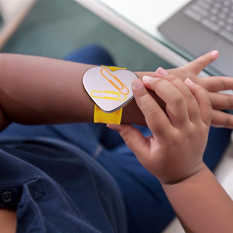1Pc Duurzaam Magnetische Slap Armband Hartvorm Siliconen Hand Band Polsband Hand Decor Voor Kids