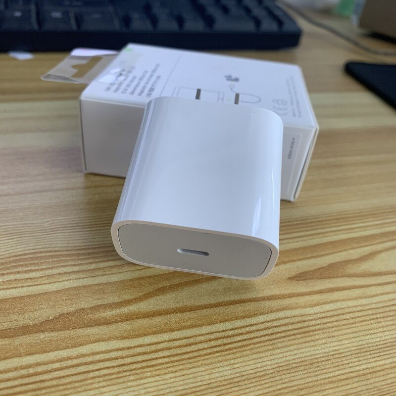 Original PD 20W Fast Charging Usb C Wall Charger US EU Plug Portable Travel Fast Charger with retail packaging: US