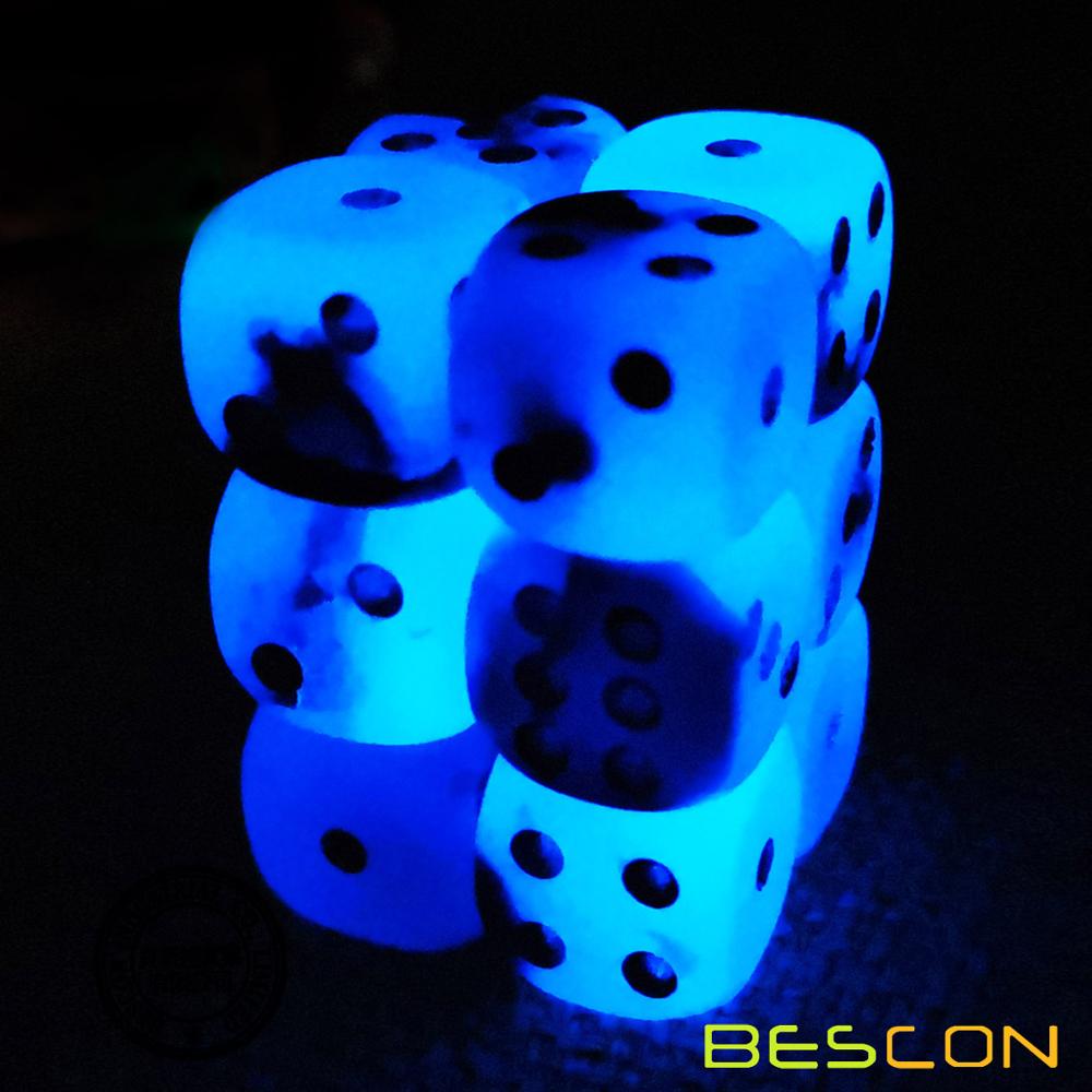 Bescon Twee Tone Glowing Dice D6 16 Mm 12 Stuks Set Blauw Dawn, 16 Mm Zes Zijdige Sterven (12) Blok Van Glowing Dice