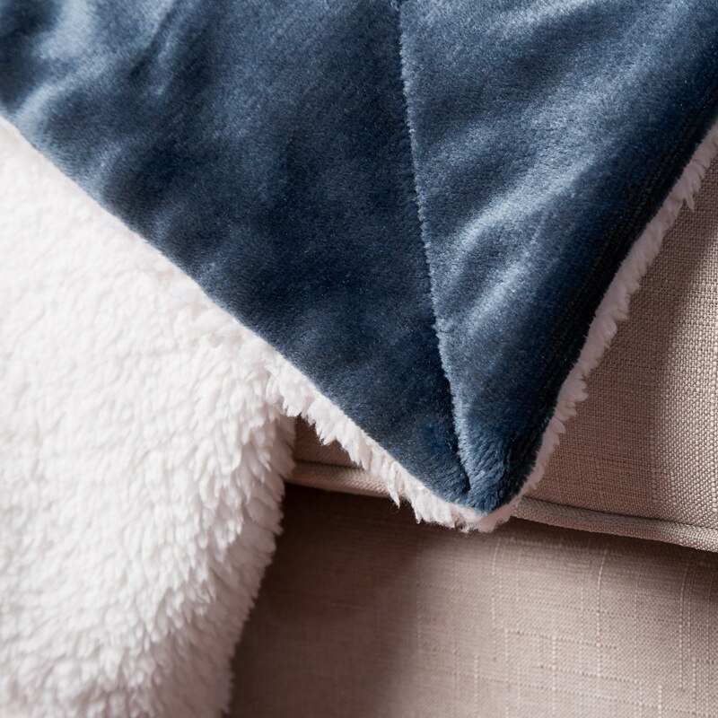 Couverture Sherpa en peluche bleu marine, plaid doux et pelucheux en microfibre, 1 pièces