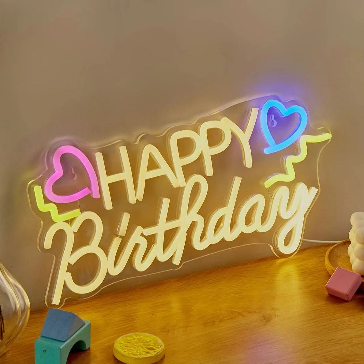 Chi kjøpe ledet neon gratulerer med dagen usb-drevne neonskilt dekorlampe skilt bursdag veggkunst til soverom rom bar butikk