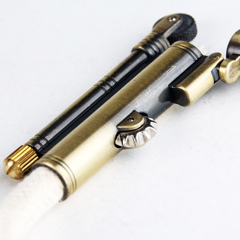 Briquet à flamme métallique rétro , vieux Kerosene avec corde en coton, nouveauté Gadget militaire