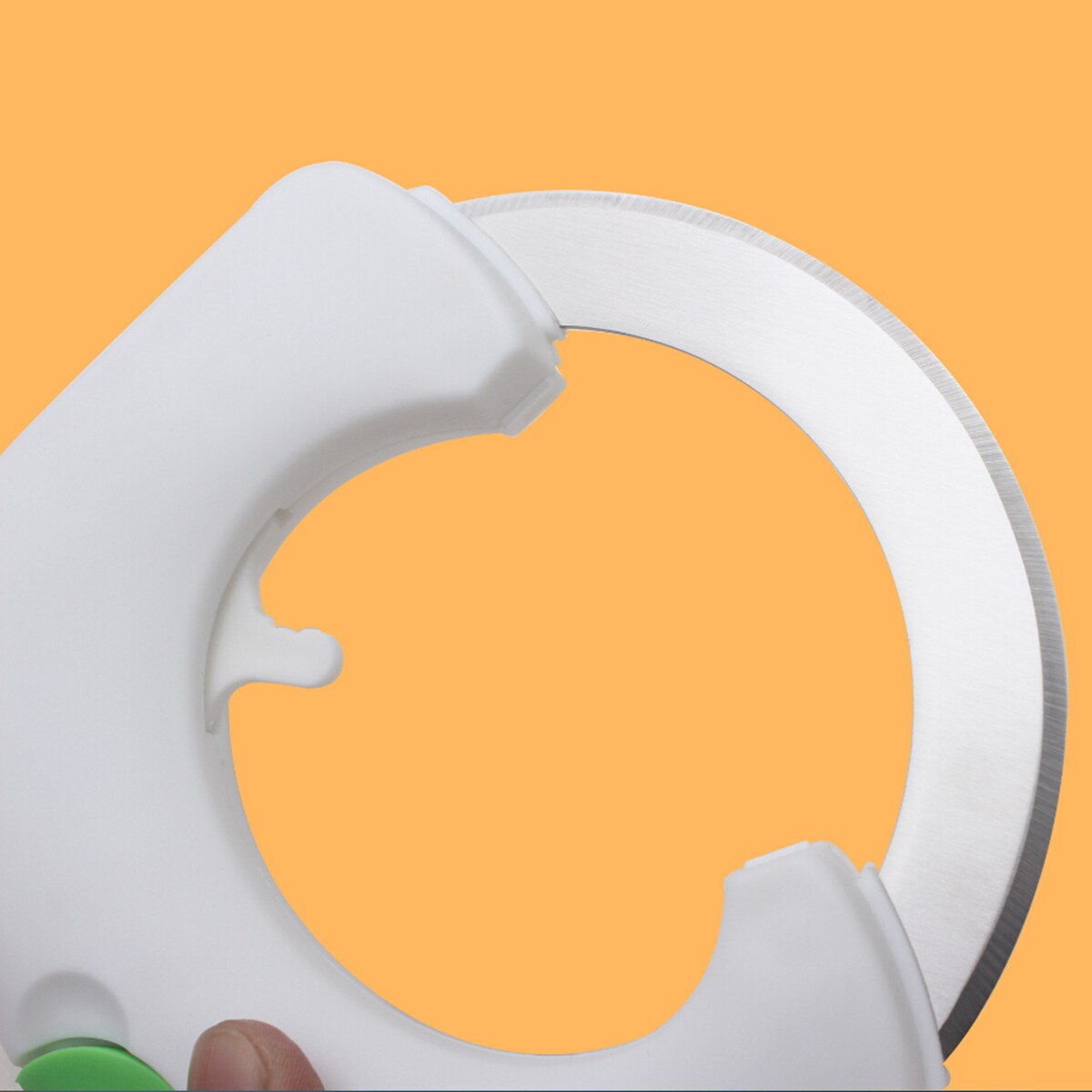 Circular Rolling Tool Multi-Purpose Cutting Tool with Ergonomic for cutting Meat/ Salad / Pizza &amp; Vegetables